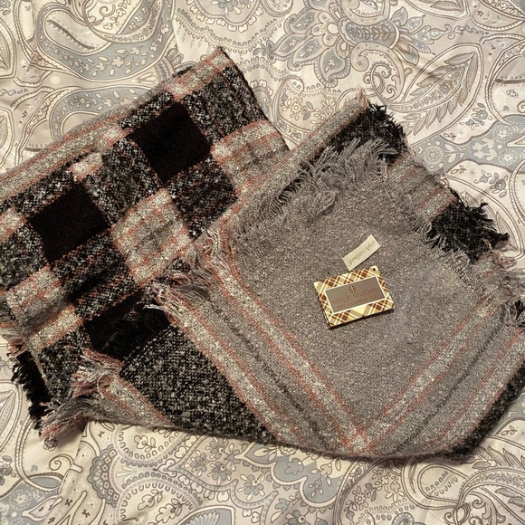 Simply southern Scarf - Picture 1 of 2